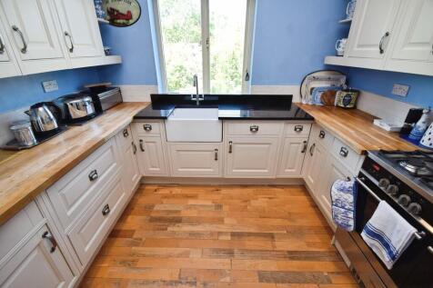 4af52035-Kitchen