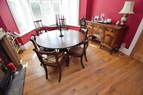 b6e8bc3d-Dining 2...
