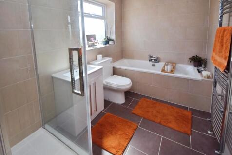 7b03772c-Bathroom