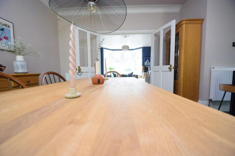 0d019d02-Dining 2...