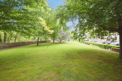 d0d587a5-Garden 2...