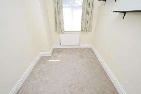 0087684b-Bedroom
