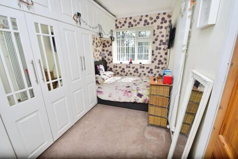 4726b198-Bedroom