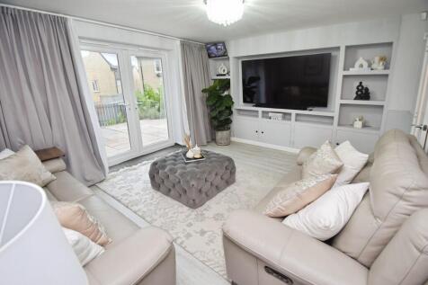 553d12b1-Lounge 2...