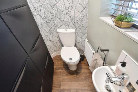 aa89c3b2-WC