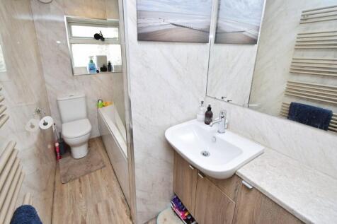 1dd7689d-Bathroom