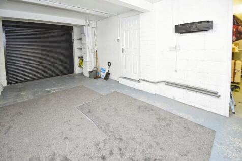 3ff53c8d-Garage