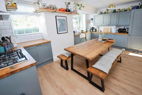 cb7d34ef-Kitchen ...