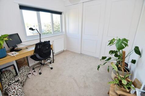961dc57b-Bedroom