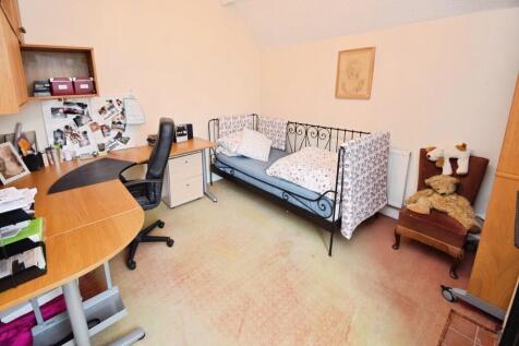 1d7ad33a-Bedroom ...