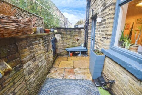 c5dd1d86-gARDEN 2...