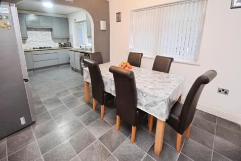 8edf4ad1-Dining 2...