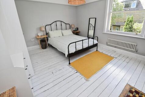 232760f7-Bedroom