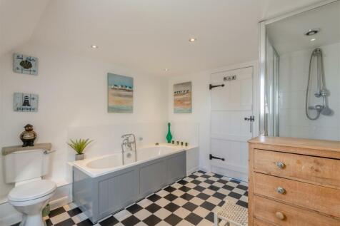 8601561-interior01.jpg