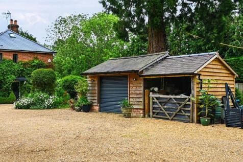 1-tollgate-cottages-rh7-photos (7B).jpg