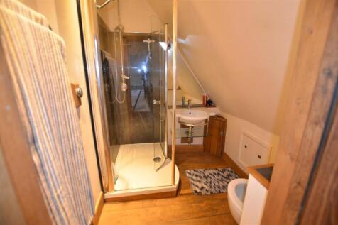 Ensuite shower
