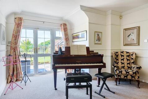 Property Image 11