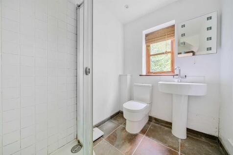 Annexe - En Suite.jpg