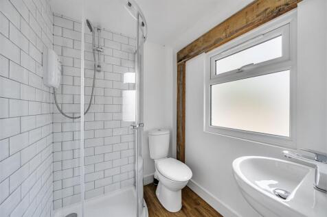 Annexe shower room