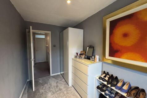 Bedroom 3/Dressing Room