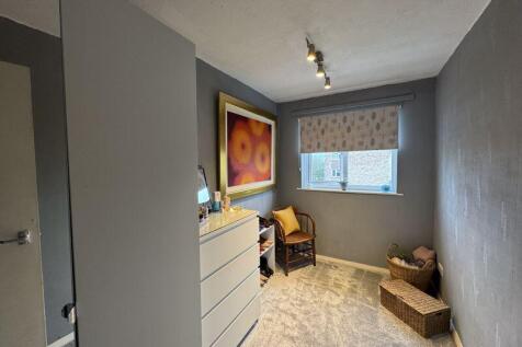 Bedroom 3/Dressing Room