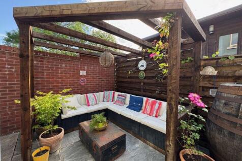 Private Gazebo Area