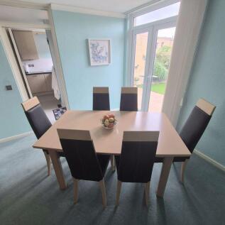 Dining Room to kitchen