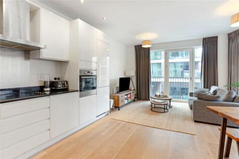 Reception/Kitchen
