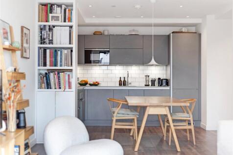 Reception/Kitchen