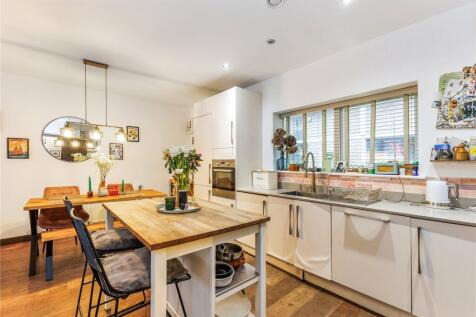 Reception/Kitchen