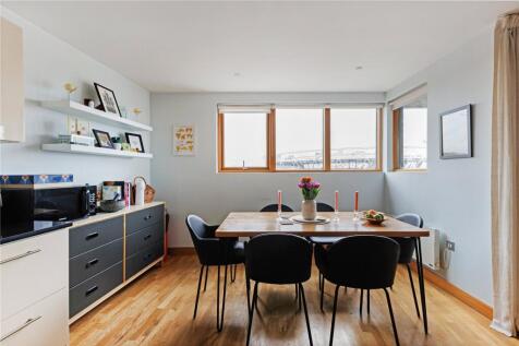 Reception/Kitchen