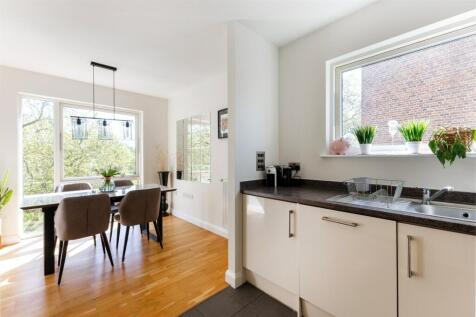 Reception/Kitchen
