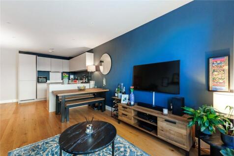 Reception/Kitchen