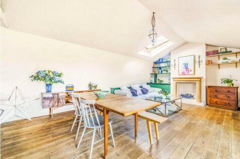 Reception/Kitchen