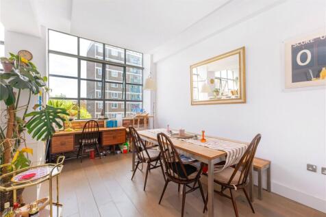 Reception/Kitchen