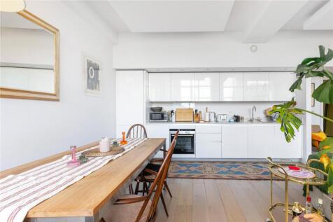 Reception/Kitchen