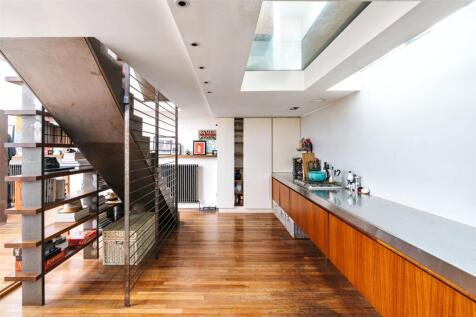 Reception/Kitchen