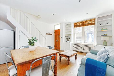 Reception/Kitchen