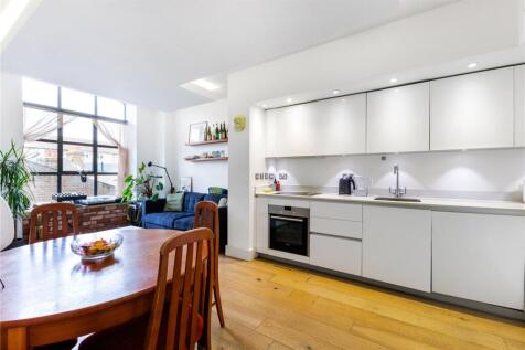 Reception/Kitchen