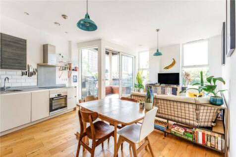 Reception/Kitchen