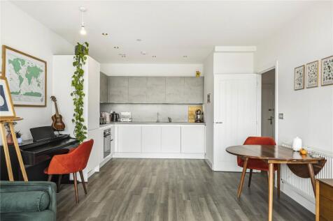 Reception/Kitchen