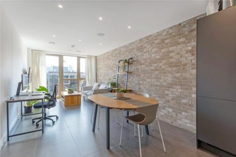 Reception/Kitchen
