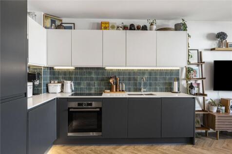Reception/Kitchen