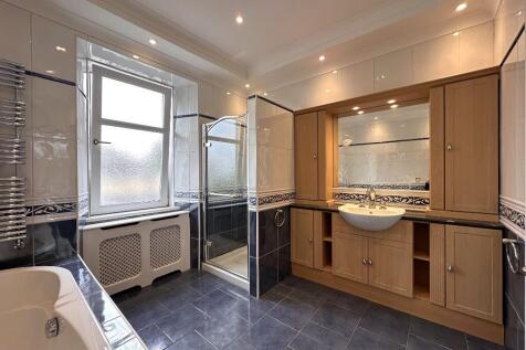 Bathroom (2)