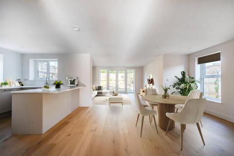 Kitchen/Living Space