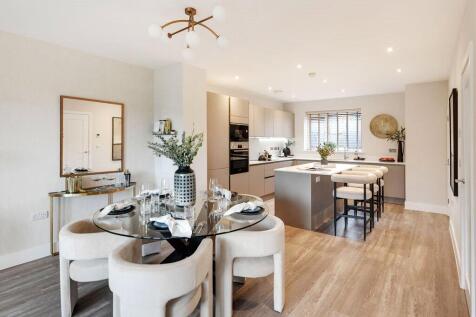 Dining/Kitchen