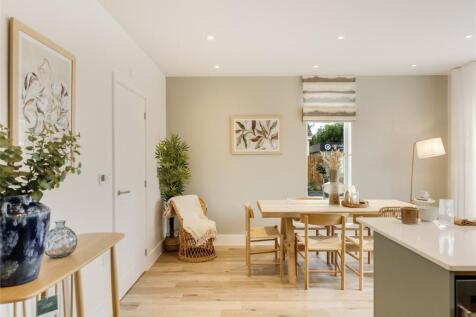 Dining/Family
