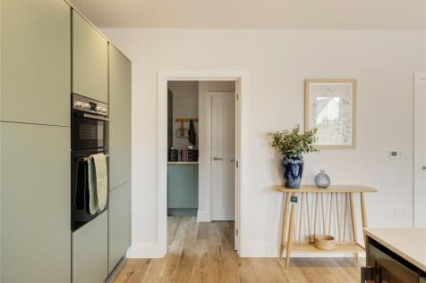 Kitchen/Utility