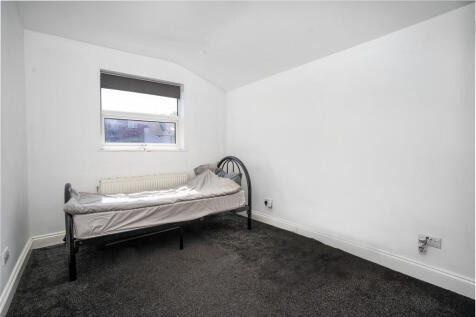 04 For Sale 3 Bed...
