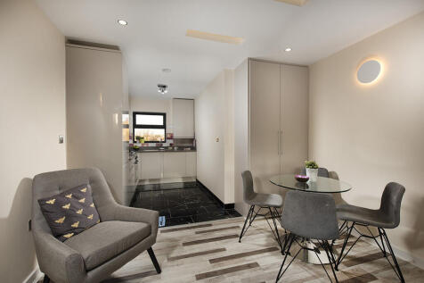 Open-Plan Lounge